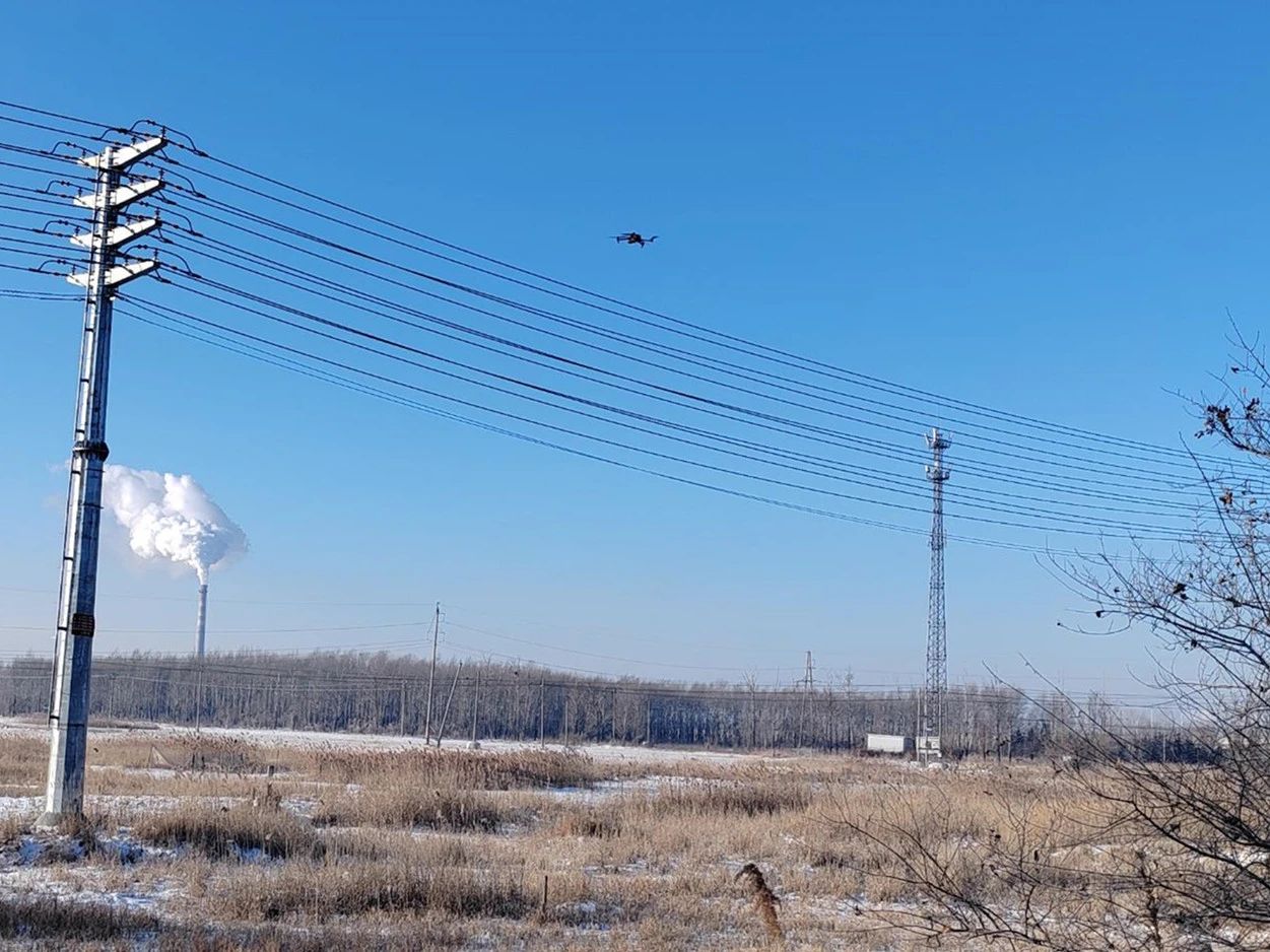 供电公司：无人机“眼”观六路 保障用电安全无忧