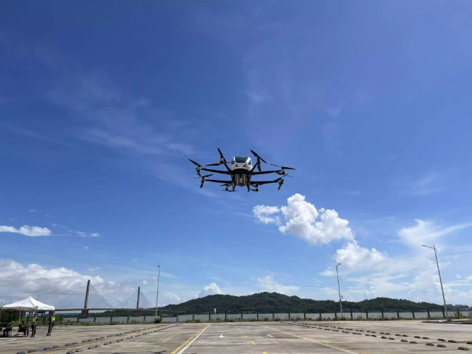 三四线城市也能飞！珠海九大招让普通人玩转低空经济？