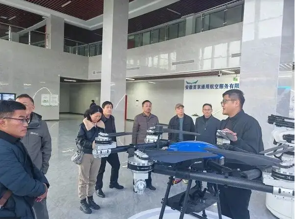 民建阜阳市直三支部开展低空经济发展调研 