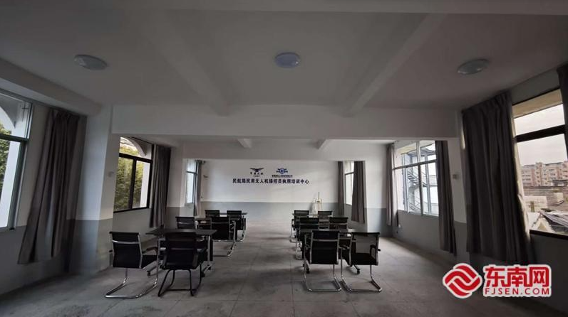 我的这五年丨从都市归乡，为低空经济“起飞”助力