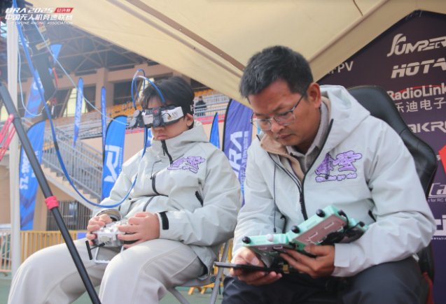 赛事搭台 低空经济“起舞”