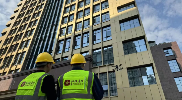 无人机AI巡检赋能城市高空安全，为摩天大楼精准“体检”